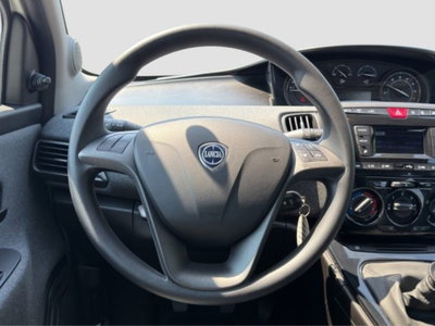 Lancia Ypsilon 1.0 FireFly 5 porte S&S Hybrid Ecochic Silver (13)