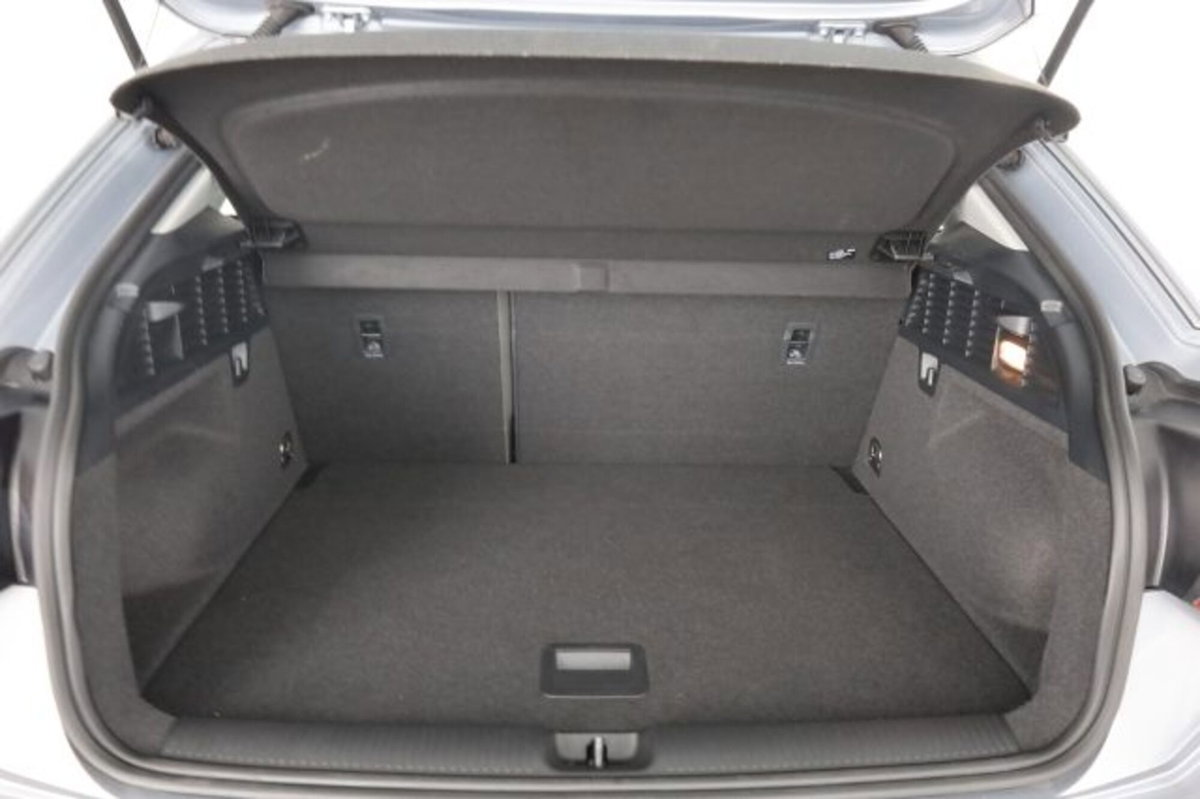 Audi Q2 Q2 30 TDI S tronic Business (6)