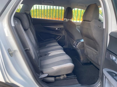 Peugeot 5008 BlueHDi 120 S&S Business Mix (18)