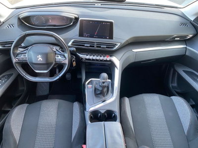 Peugeot 5008 BlueHDi 120 S&S Business Mix (8)