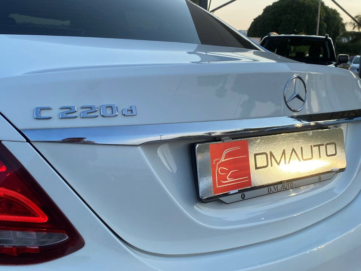 Mercedes-Benz Classe C 220 d 4Matic Auto Premium (9)