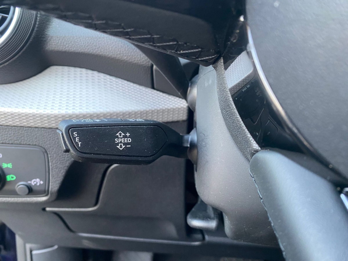 Audi Q2 Q2 30 TDI S tronic S line Edition (15)