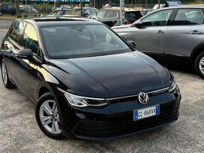 Volkswagen Golf 2.0 TDI SCR Life usata