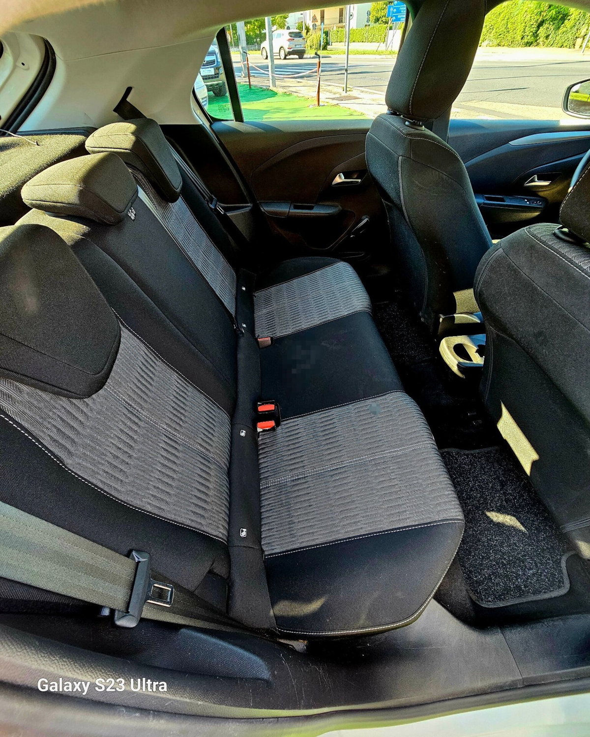 Opel Corsa 1.2 Elegance (12)