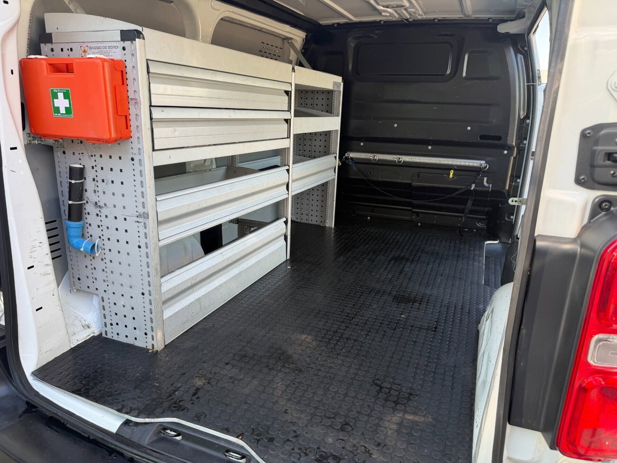 Citroen Jumpy Furgone 1.5 BlueHDi 120 S&S PL-TN Furgone M Club (18)