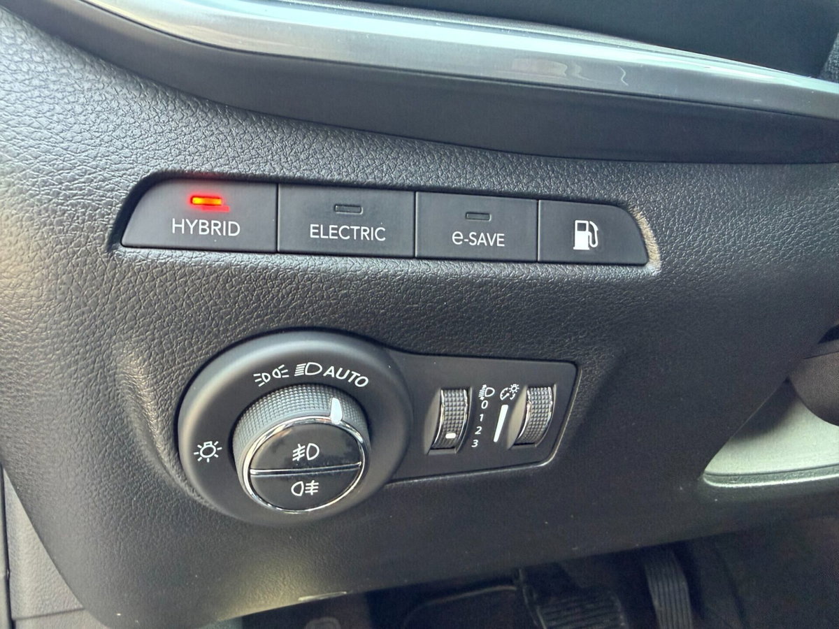 Jeep Compass 1.3 T4 190CV PHEV AT6 4xe Limited (12)