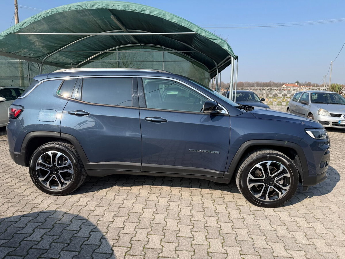 Jeep Compass 1.3 T4 190CV PHEV AT6 4xe Limited (4)