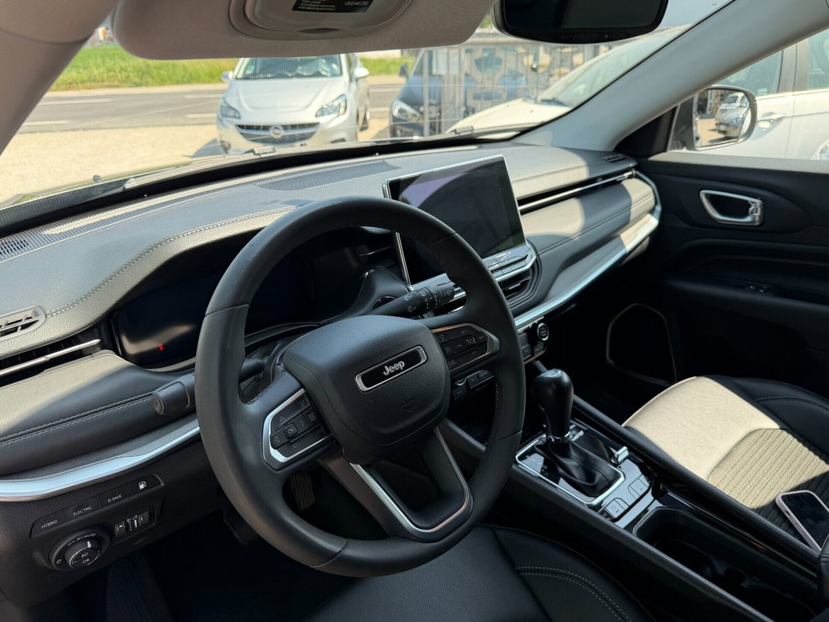 Jeep Compass 1.3 T4 190CV PHEV AT6 4xe Limited (10)