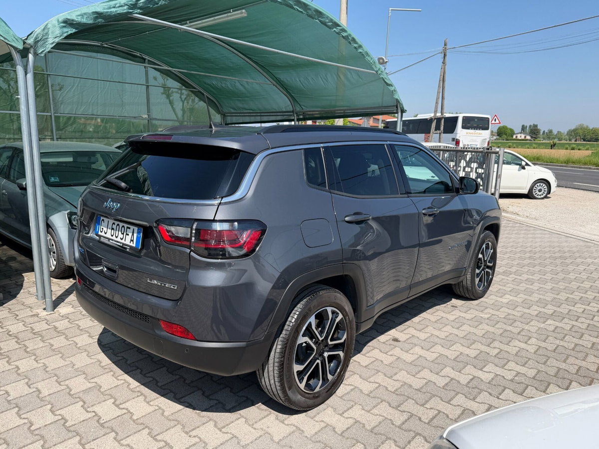 Jeep Compass 1.3 T4 190CV PHEV AT6 4xe Limited (4)