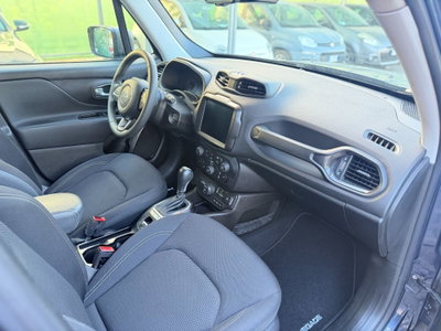 Jeep Renegade 1.3 T4 190CV PHEV 4xe AT6 Limited (12)