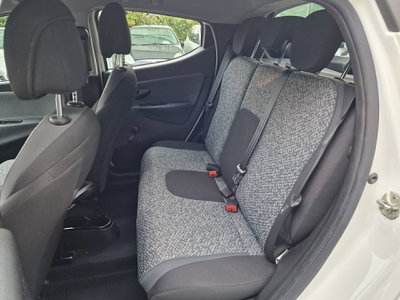 Lancia Ypsilon 1.0 FireFly 5 porte S&S Hybrid Ecochic Silver (10)