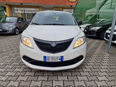 Lancia Ypsilon 1.0 FireFly 5 porte S&S Hybrid Ecochic Silver (6)