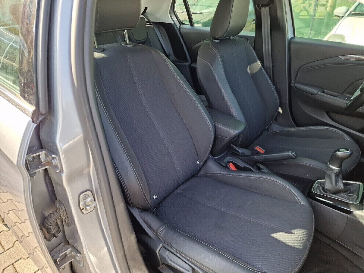 Opel Corsa 1.2 Elegance (10)