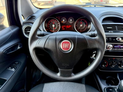 Fiat Punto 1.3 MJT II 75 CV 5 porte Street (12)