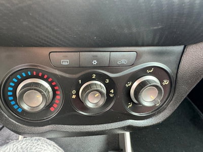 Alfa Romeo MiTo 1.6 JTDm 16V Distinctive Sport Pack (11)
