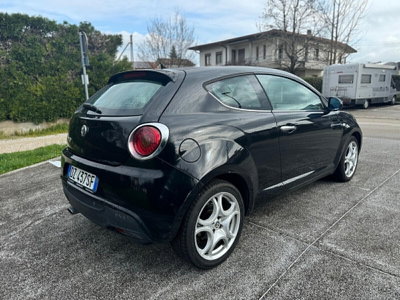 Alfa Romeo MiTo 1.6 JTDm 16V Distinctive Sport Pack (3)