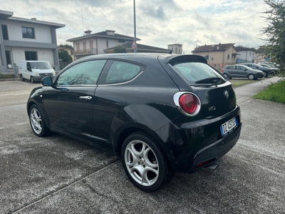 Alfa Romeo MiTo 1.6 JTDm 16V Distinctive Sport Pack (5)