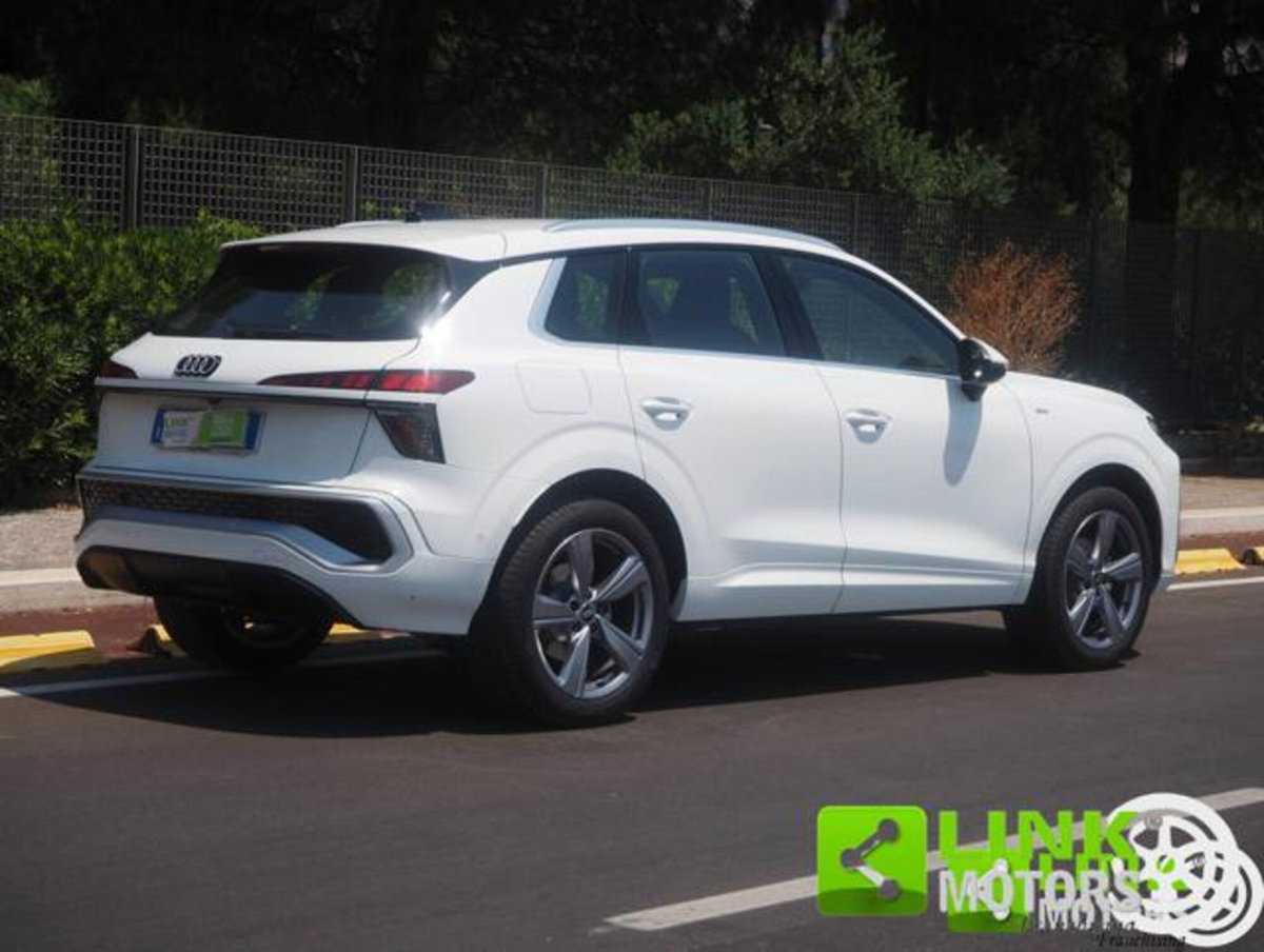 Audi Q3 Sportback 1.5 tfsi mhev S line edition 150cv s-tronic (2)