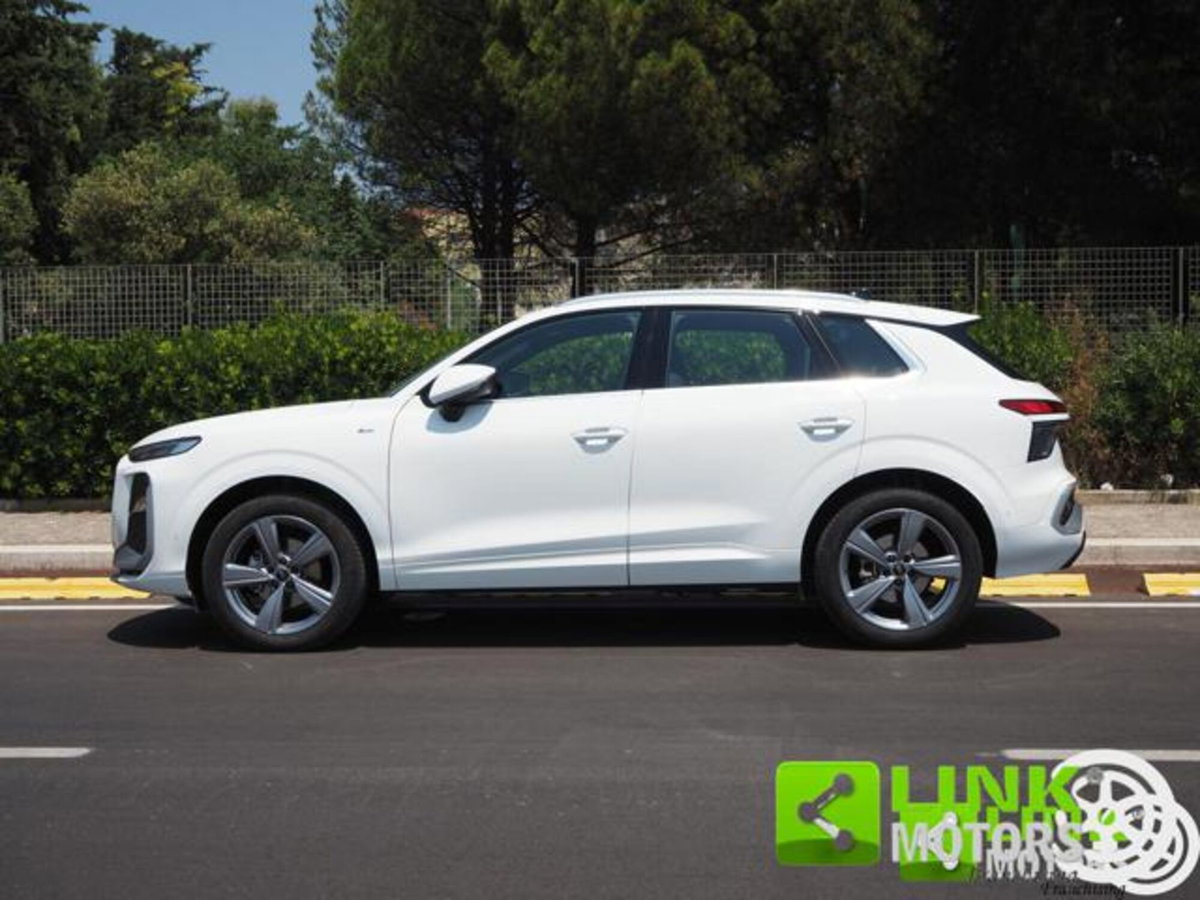 Audi Q3 Sportback 1.5 tfsi mhev S line edition 150cv s-tronic (3)