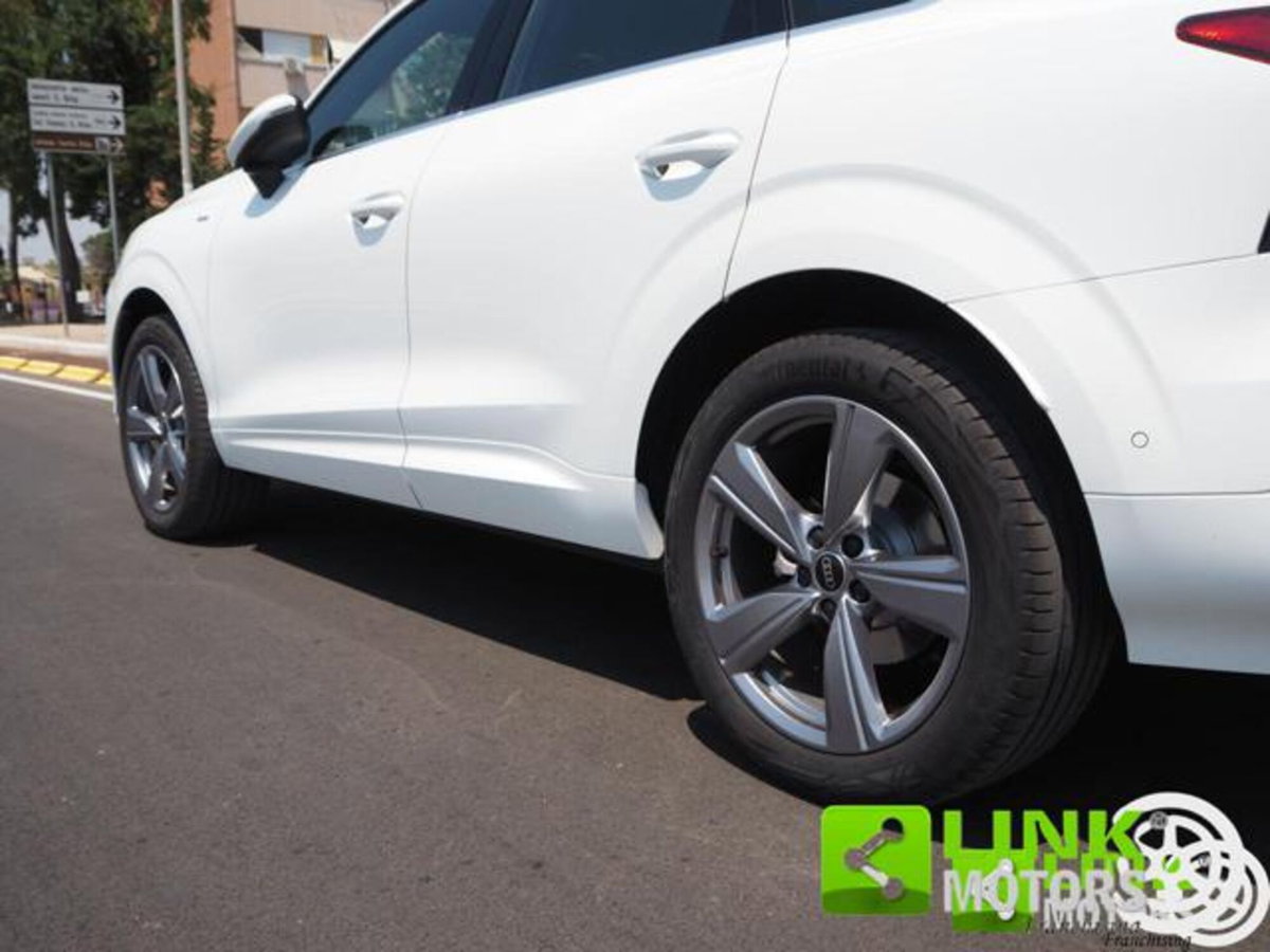 Audi Q3 Sportback 1.5 tfsi mhev S line edition 150cv s-tronic (8)