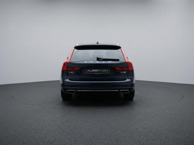 Volvo V90 D4 AWD Geartronic Inscription (11)