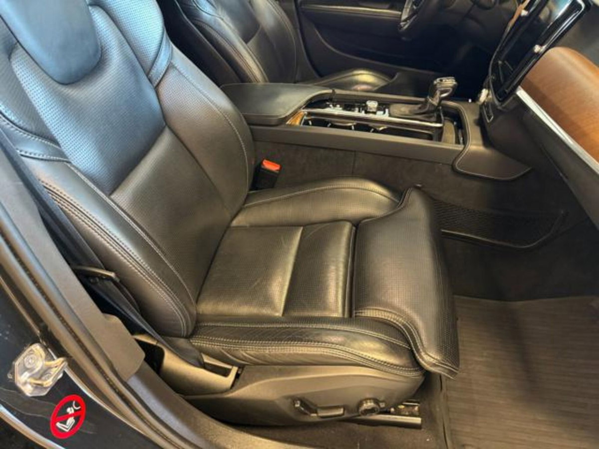 Volvo V90 D4 AWD Geartronic Inscription (8)