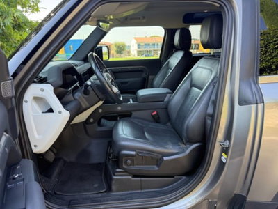 Land Rover Defender 90 3.0D I6 200 CV AWD Auto X-Dynamic S (6)