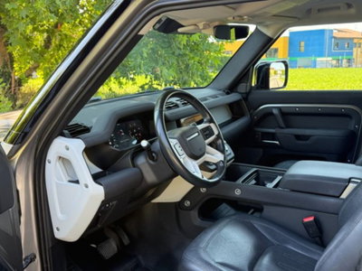 Land Rover Defender 90 3.0D I6 200 CV AWD Auto X-Dynamic S (7)
