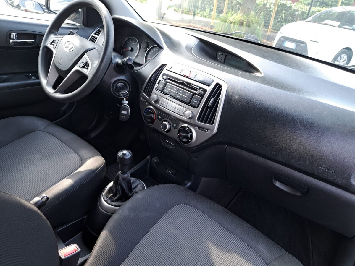 Hyundai i20 1.2 5p. Classic (20)