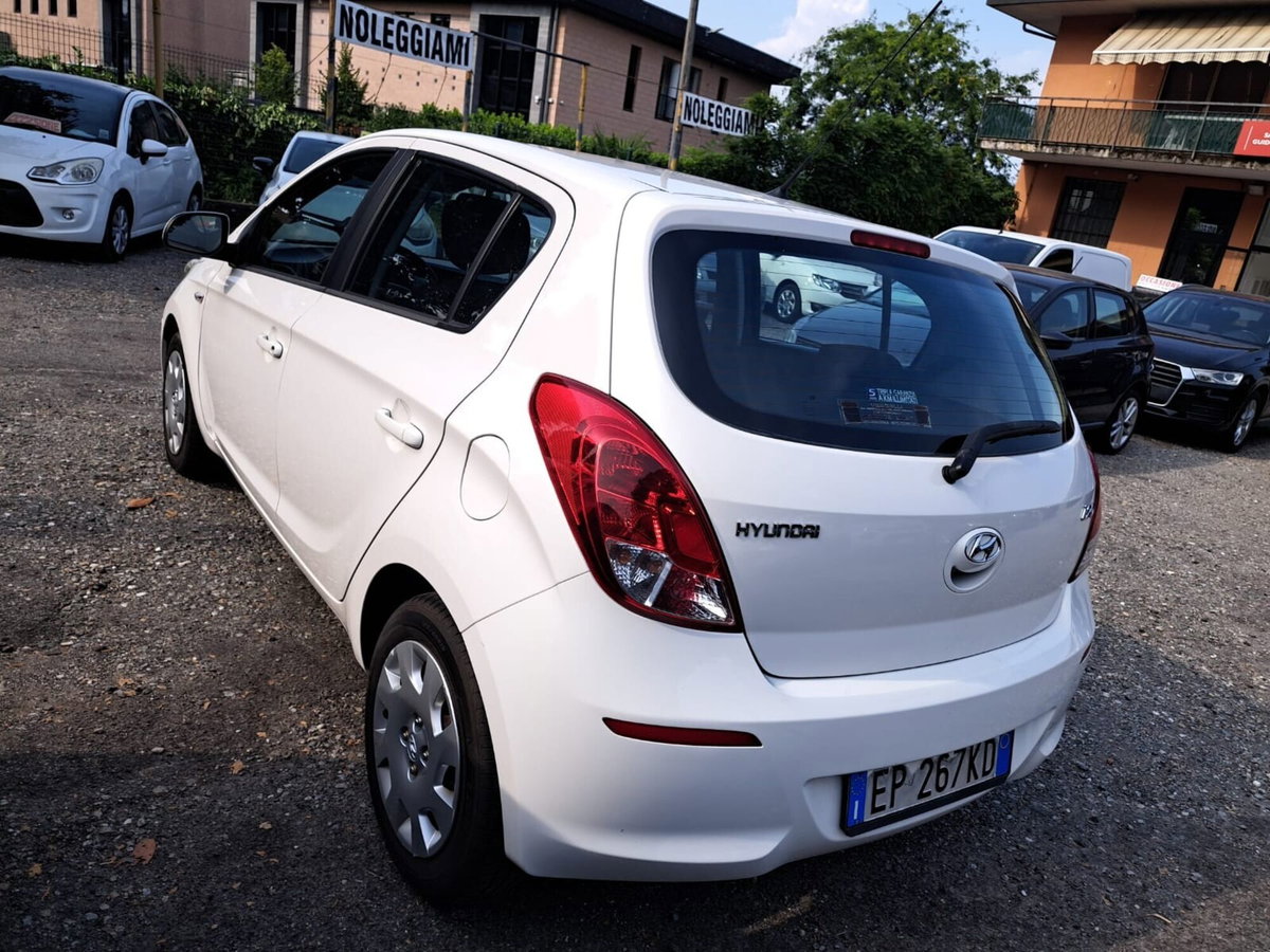 Hyundai i20 1.2 5p. Classic (7)