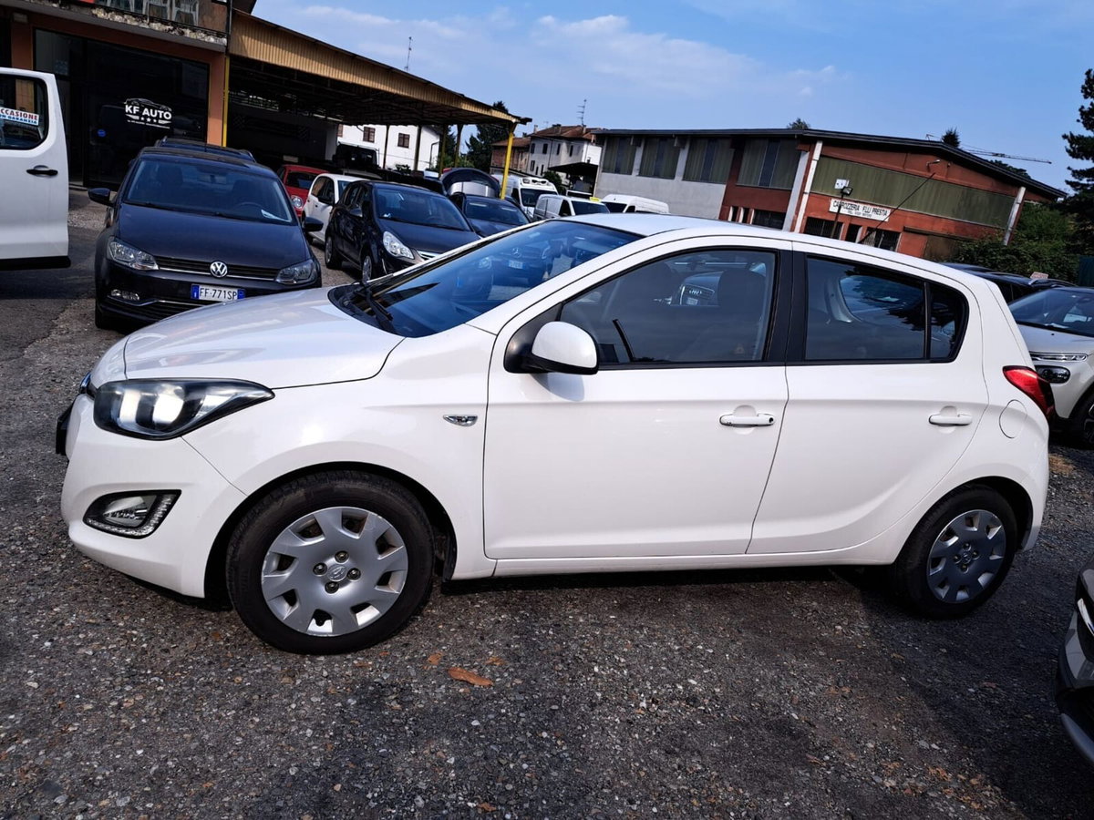 Hyundai i20 1.2 5p. Classic (8)