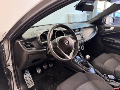 Alfa Romeo Giulietta 1.4 Turbo Distinctive Gpl 120cv E6 (12)