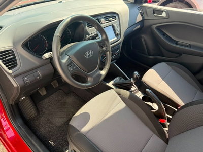 Hyundai i20 1.2 5 porte Connectline (8)