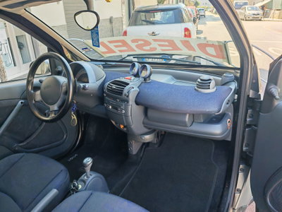 smart Fortwo 800 coupé passion cdi (10)