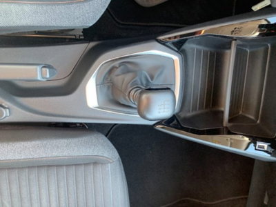 Peugeot 2008 PureTech 130 S&S Allure (16)