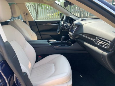 Maserati Levante Levante V6 Diesel 275 CV AWD Granlusso (12)