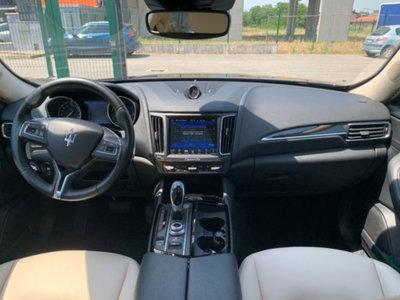 Maserati Levante Levante V6 Diesel 275 CV AWD Granlusso (13)