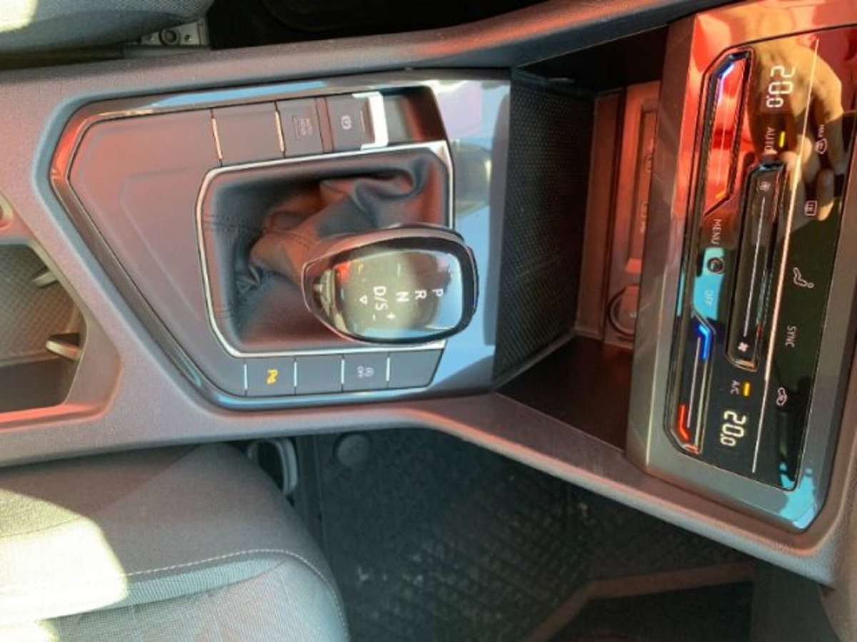 Volkswagen Tiguan 2.0 TDI 150 CV SCR DSG 4MOTION Life (18)