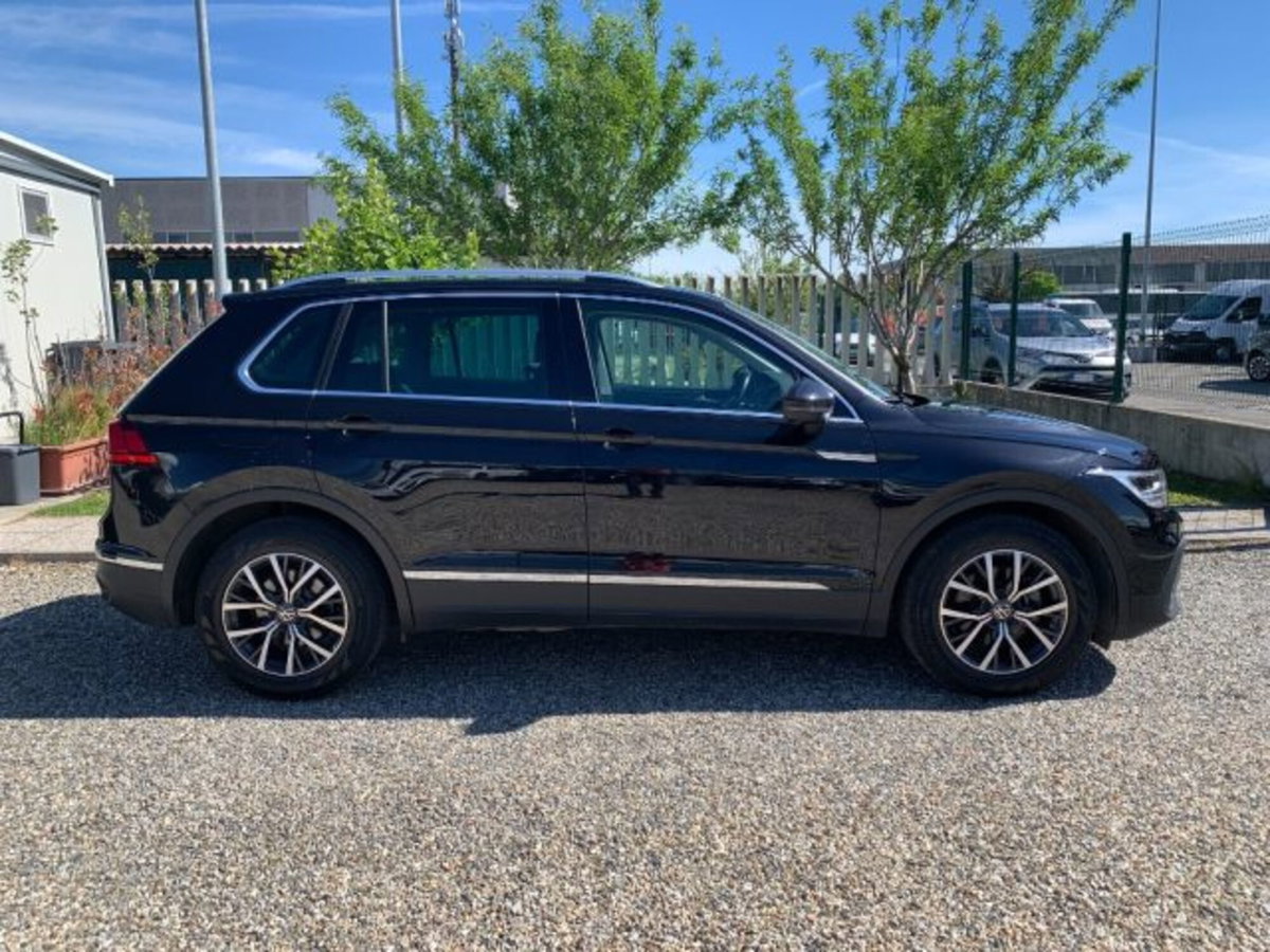 Volkswagen Tiguan 2.0 TDI 150 CV SCR DSG 4MOTION Life (4)