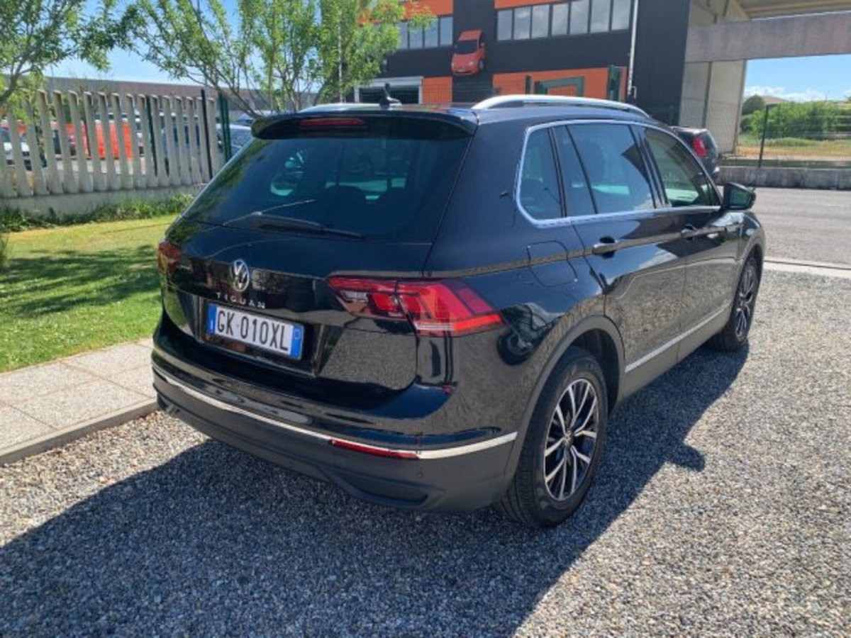 Volkswagen Tiguan 2.0 TDI 150 CV SCR DSG 4MOTION Life (5)