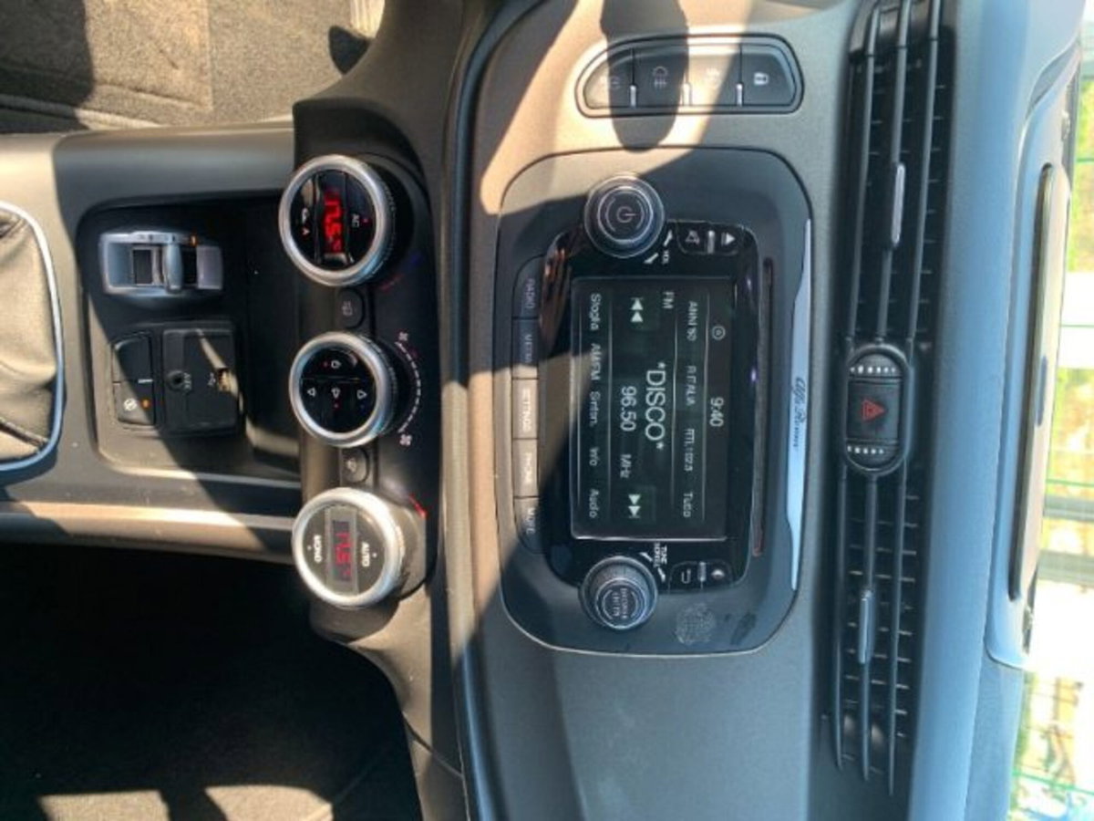 Alfa Romeo Giulietta 1.6 JTDm-2 Giulietta (15)
