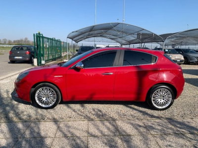 Alfa Romeo Giulietta 1.6 JTDm-2 Giulietta (8)