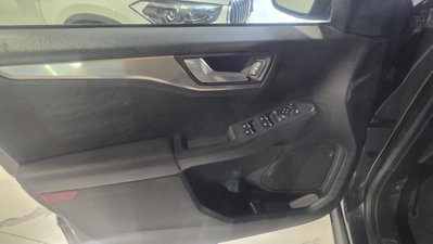 Ford Kuga 1.5 EcoBlue 120 CV 2WD Titanium (13)