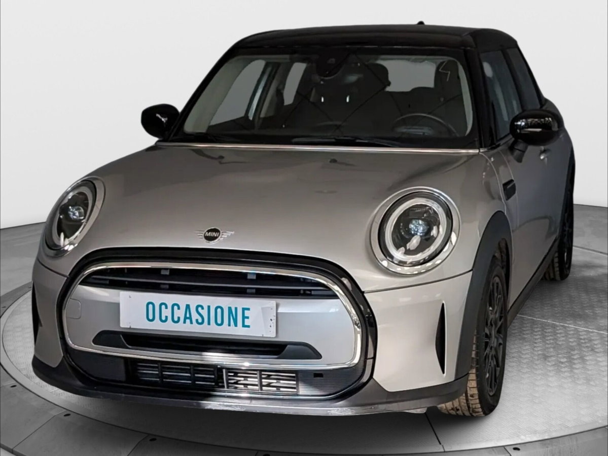 MINI Mini 1.5 Cooper Business 5 porte (2)