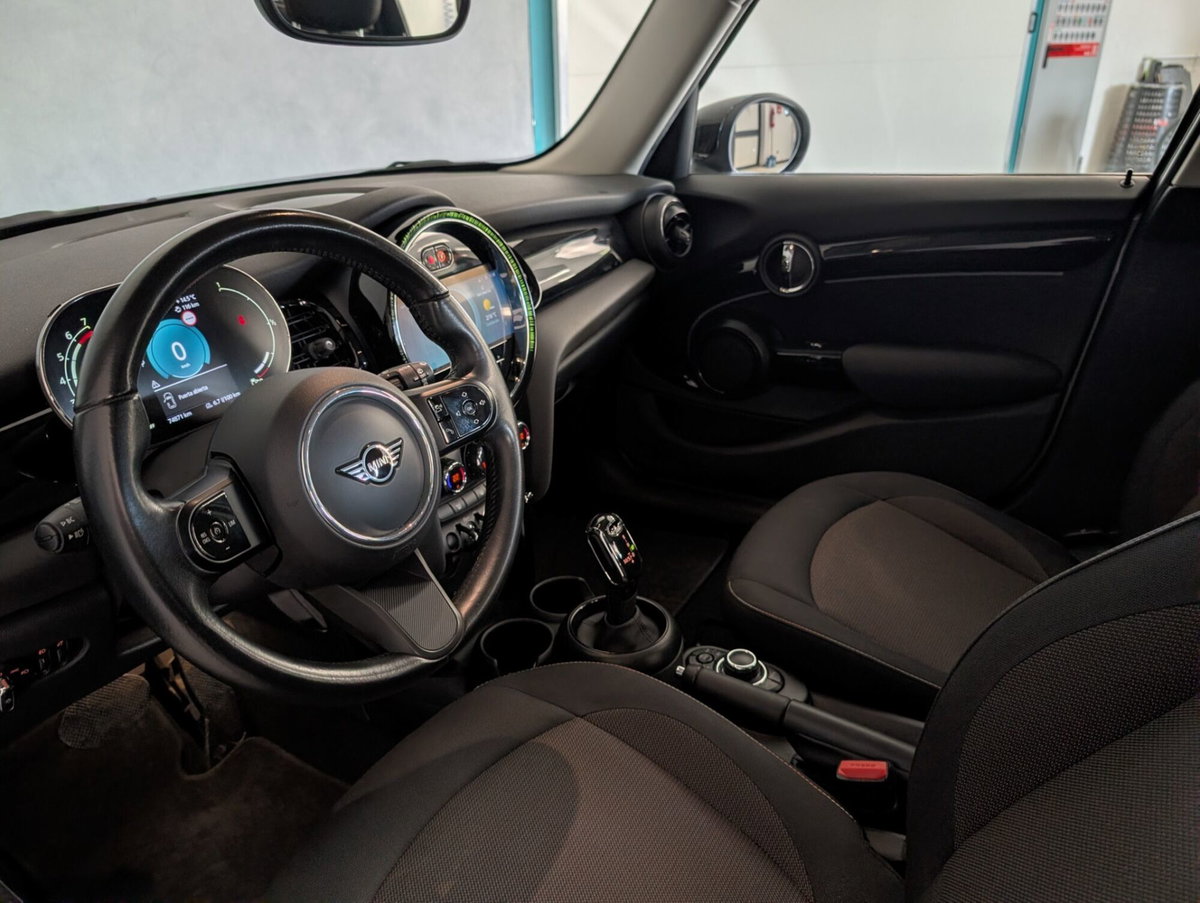 MINI Mini 1.5 Cooper Business 5 porte (5)