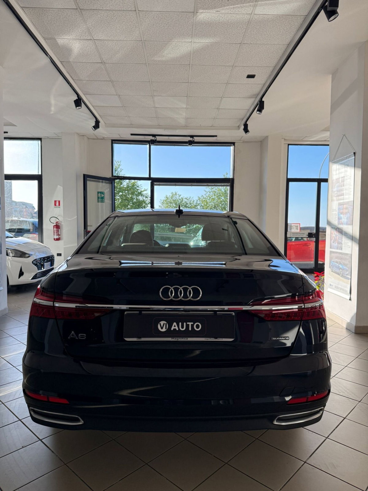 Audi A6 40 2.0 TDI S tronic Design (6)