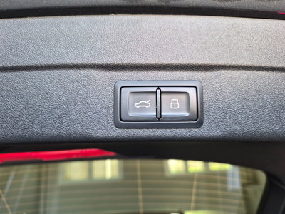 Audi A6 Avant 40 2.0 TDI S tronic Business Plus (16)