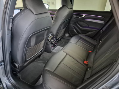 Audi A6 Avant 40 2.0 TDI S tronic Business Plus (14)
