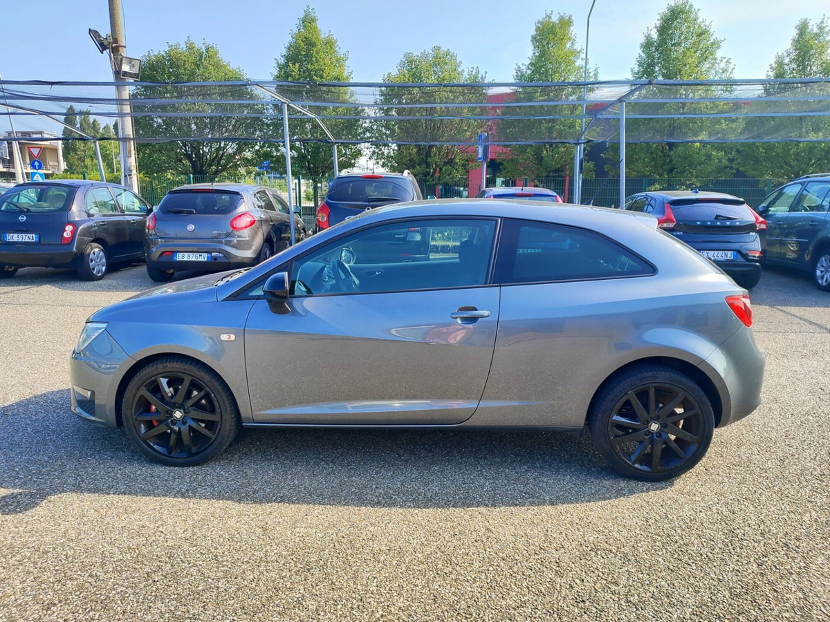 SEAT Ibiza SC 1.4 TDI 105 CV CR S/S 3p. FR (3)