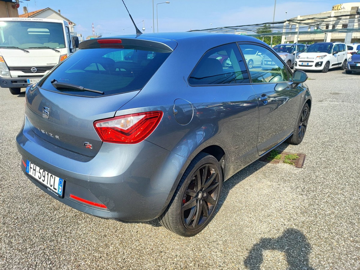 SEAT Ibiza SC 1.4 TDI 105 CV CR S/S 3p. FR (6)